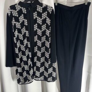 Ming Wang Black and White Floral Pantsuit